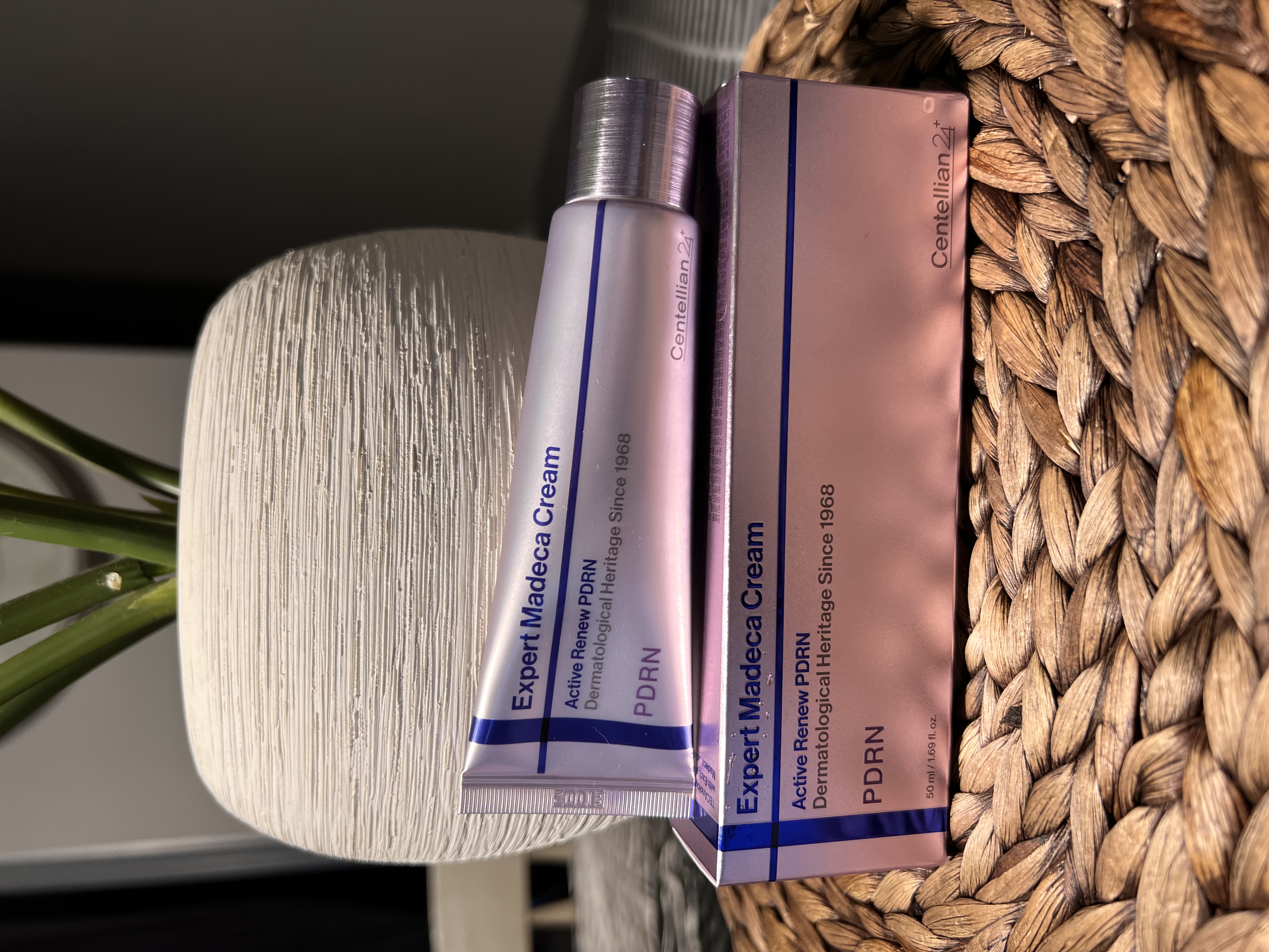 森特莲2424 Expert Madecar 活力再生 PDRN 面霜 common.review image